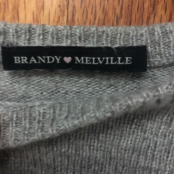Brandy Melville Sweater - Picture 2 of 2